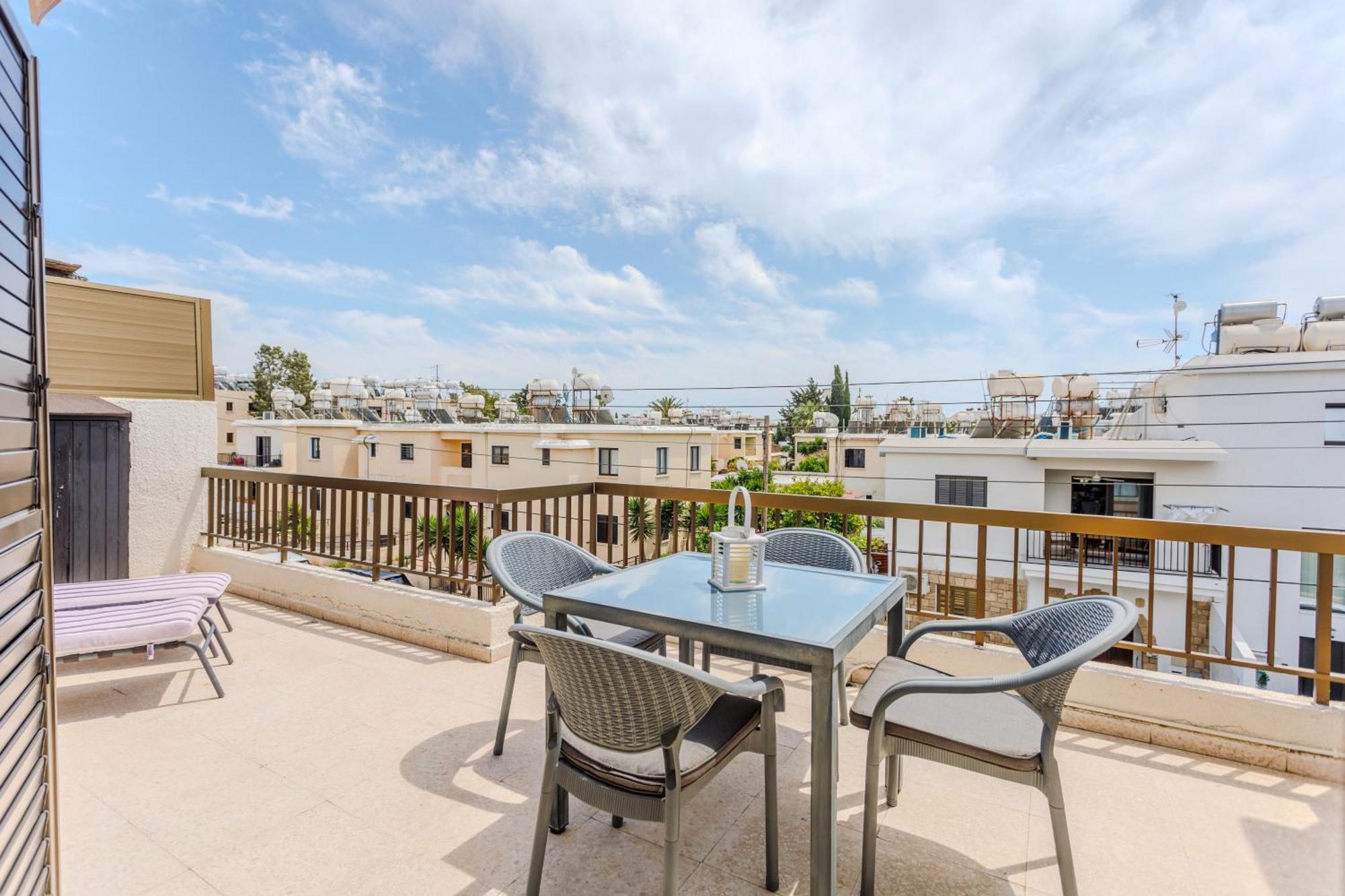 Margarita Gardens - Self Service Apartments Pafos Dış mekan fotoğraf